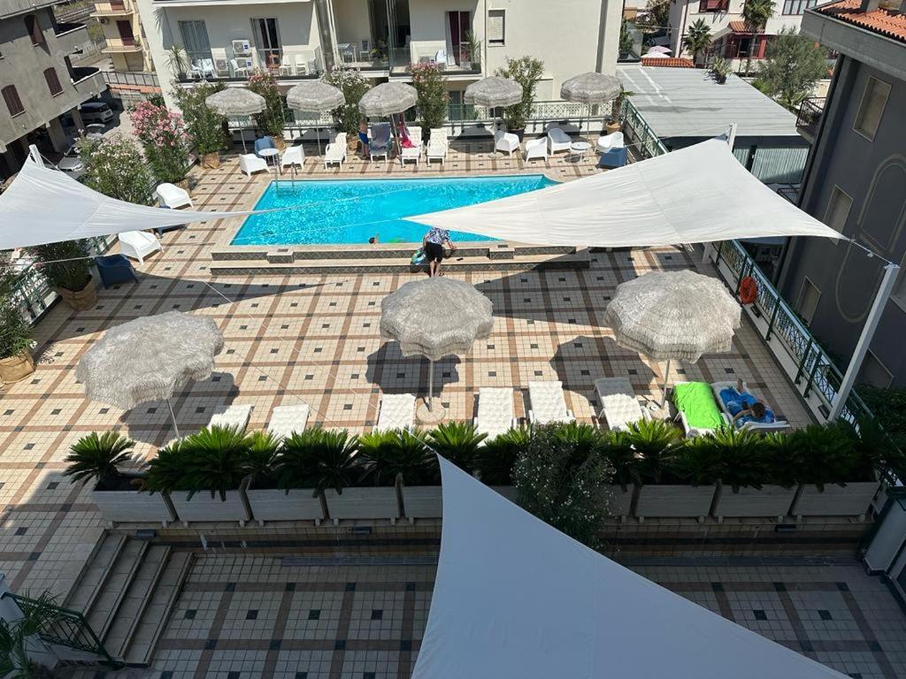 Hotel Costa Verde Pineto Exterior foto